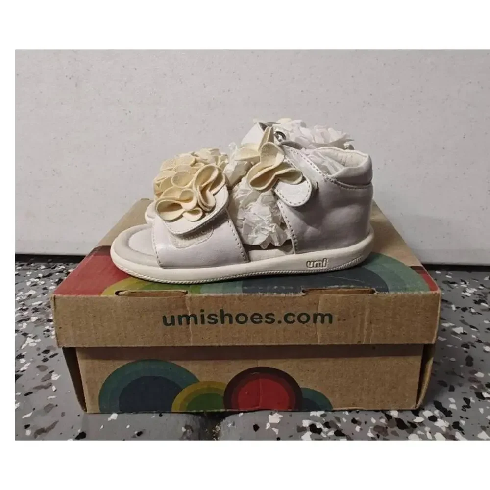 Umi Sandals‎ Misha Floral White EU 22 US 6.5  Whimsical Summer Playful Hook Loop